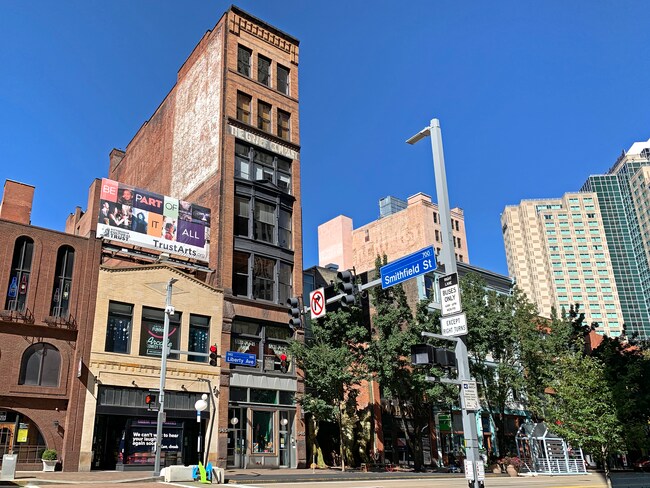 Foto del edificio - 945 Liberty Ave