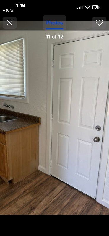 Building Photo - 8619 Bennett Ave