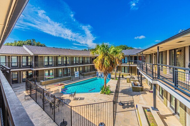 Foto del edificio - 7770 Meadow Rd