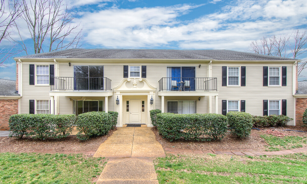 Foto principal - 7037 Quail Hill Rd