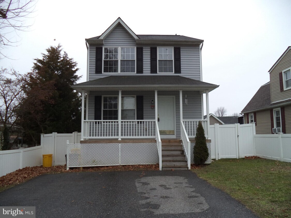 8208 West End Dr, Riviera Beach, MD 21226 House Rental in Riviera