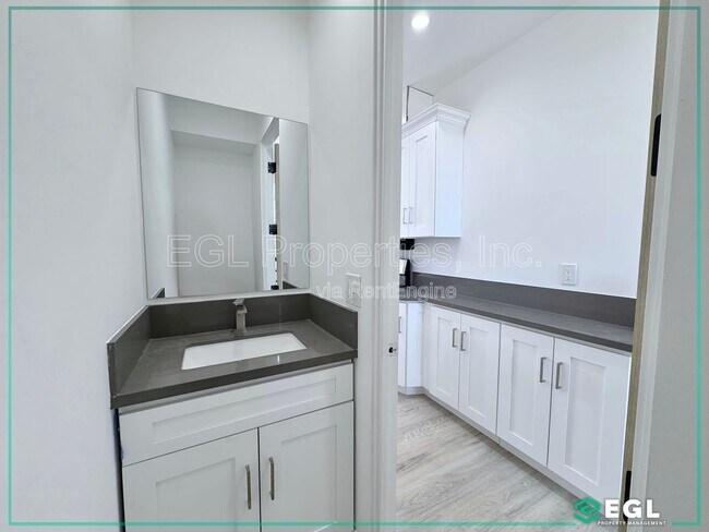 Foto del edificio - 15314 Grevillea Ave