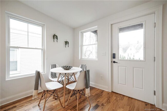 Foto del edificio - 75 Henry St