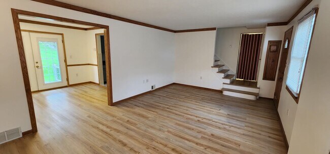 Foto del edificio - For Rent – Spacious 3 Bedroom, 2 Bath Home...