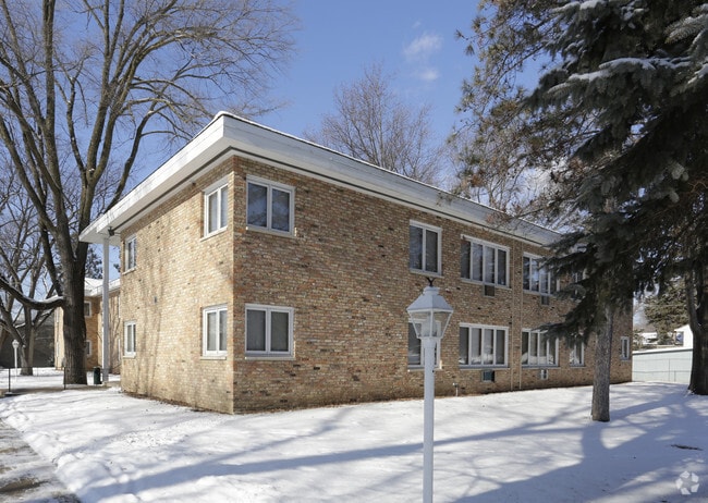 Building Photo - 10108 Penn Ave S