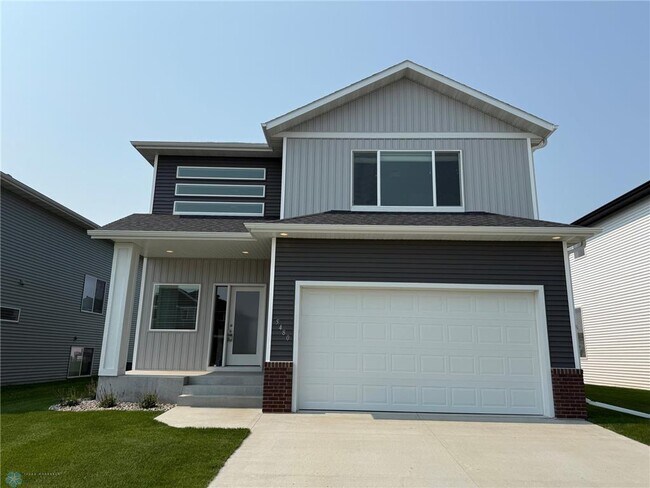 Foto del edificio - 5480 Lori Ln W