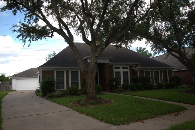 Foto del edificio - 1839 Lakewinds Dr