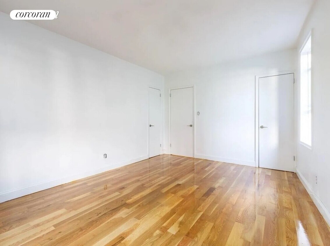 Foto del edificio - 31-33-58 31st St