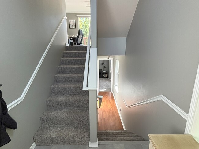 Building Photo - 13065 SW Seca Ct