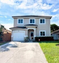 Building Photo - 8760 SW 213th Ln