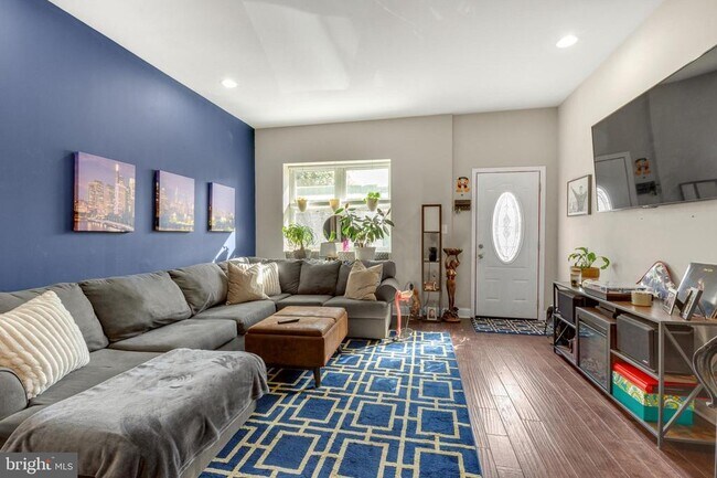 Foto del edificio - 2652 Livingston St