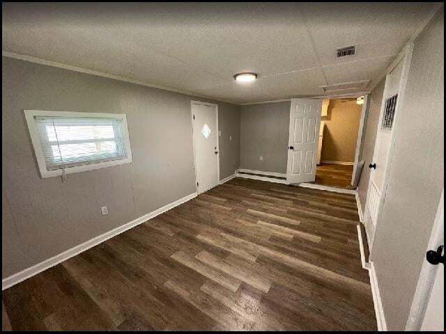 Foto del edificio - 7409 Skylark Dr