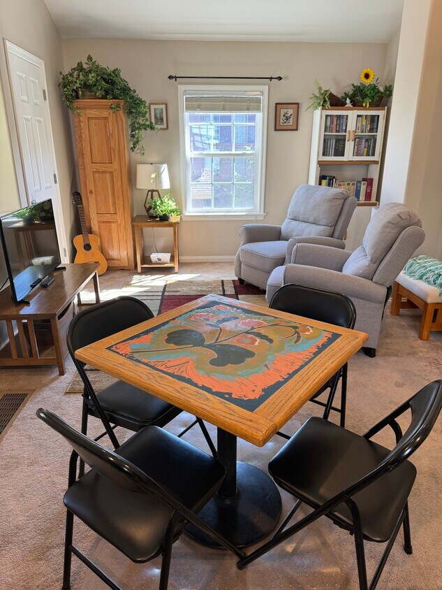 Foto principal - 9710 E 35th Ave