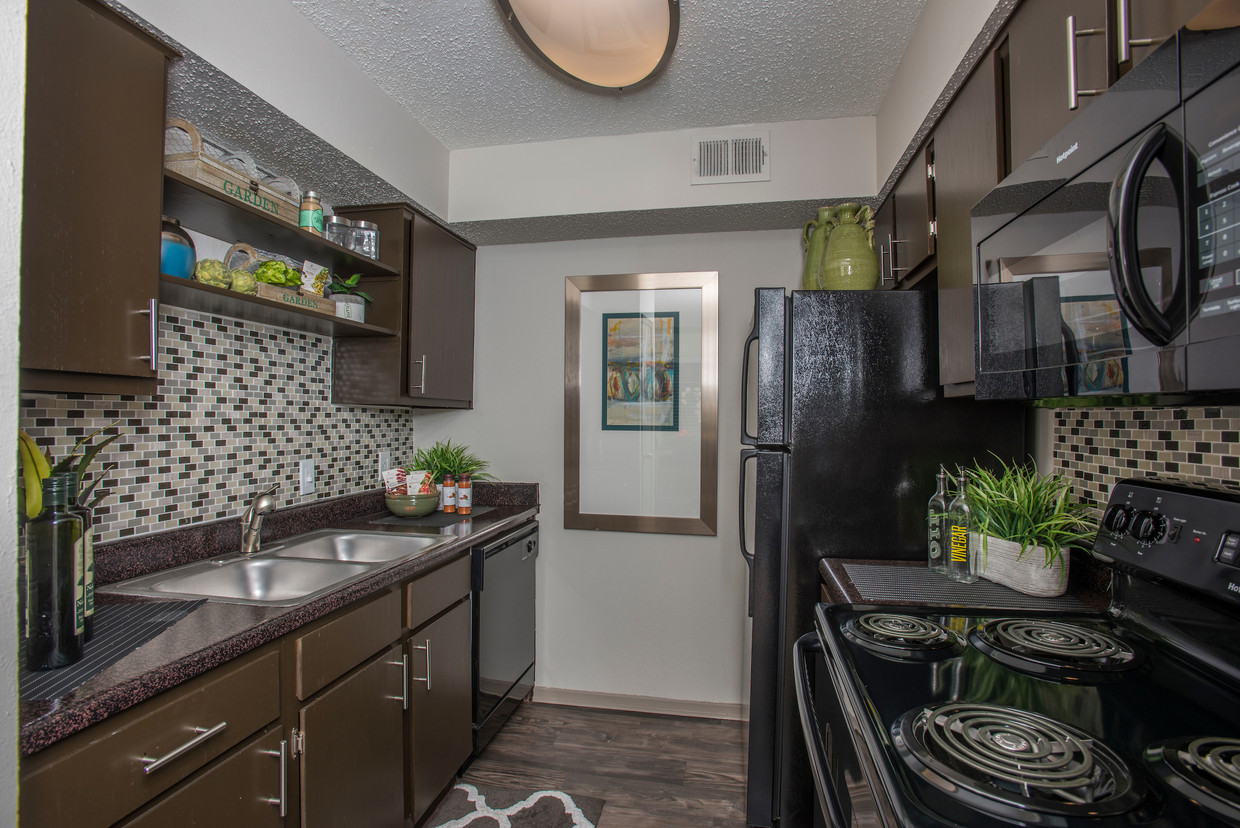 Sutter Creek Apartments - Arlington, TX | Apartments.com