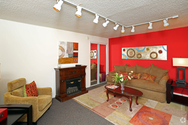 Foto del diseño de interior - Cedar Glen Apartments