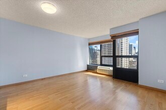 Building Photo - 30 E Huron St