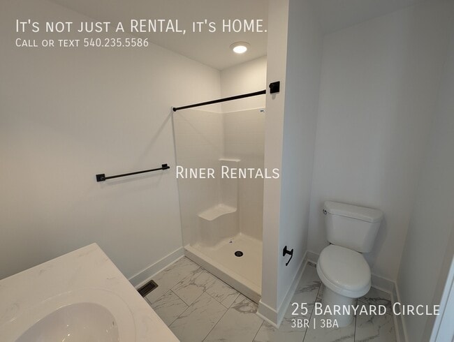 Foto del edificio - 25 Barnyard Cir