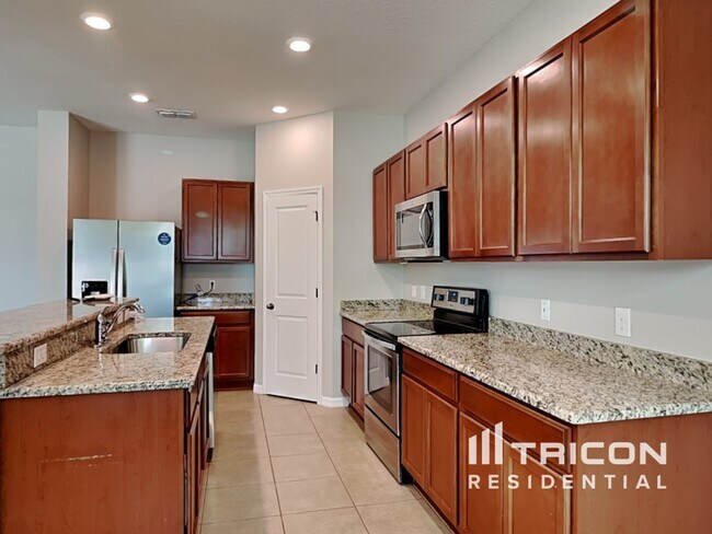 Foto del edificio - 3208 Macintosh Rd