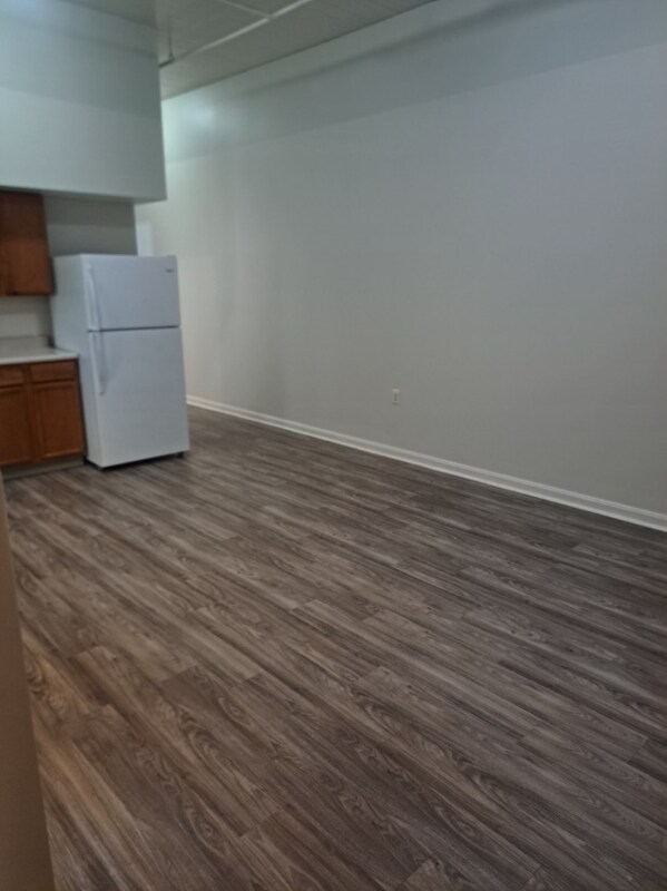 Foto del edificio - 316 W Walnut St