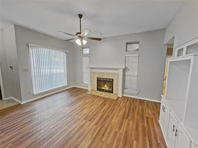 Foto del edificio - 10324 Gray Oak Ln