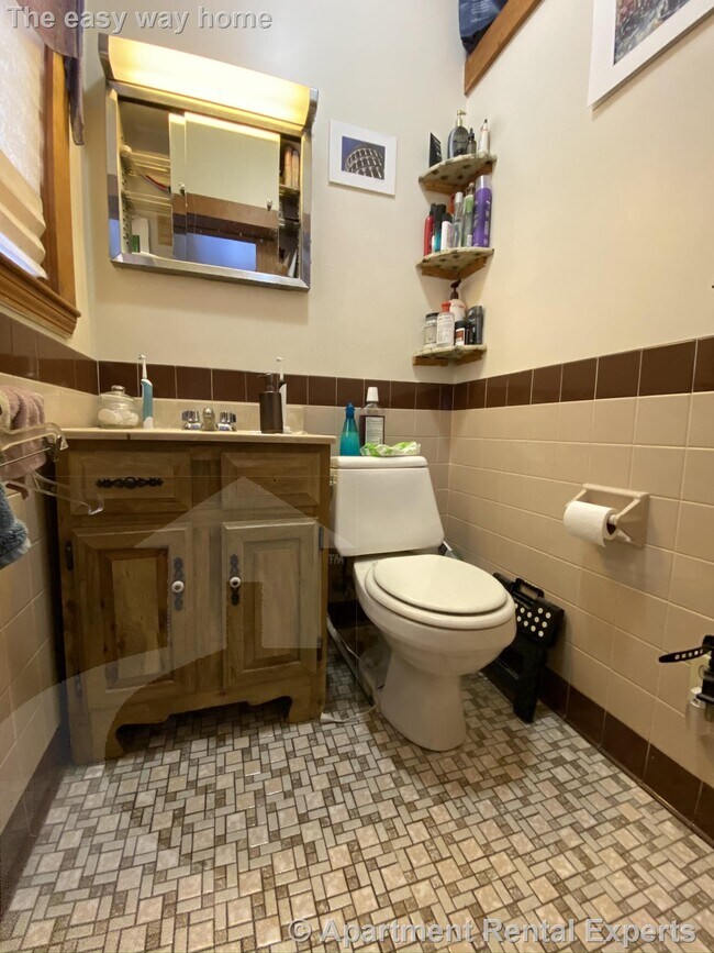 Medford 3BR, 1.5 bath Arlington Line R... Townhouse for Rent in