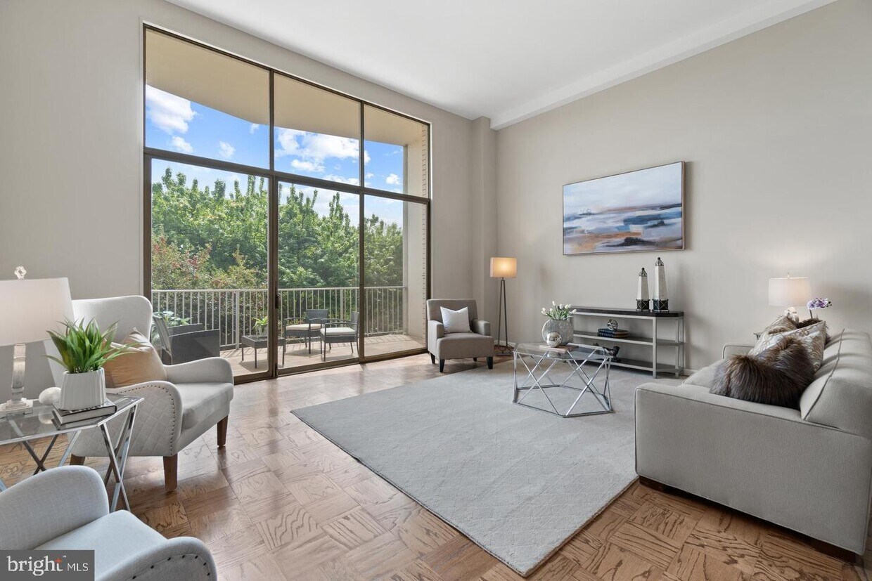 Foto del edificio - 1200 N Nash St