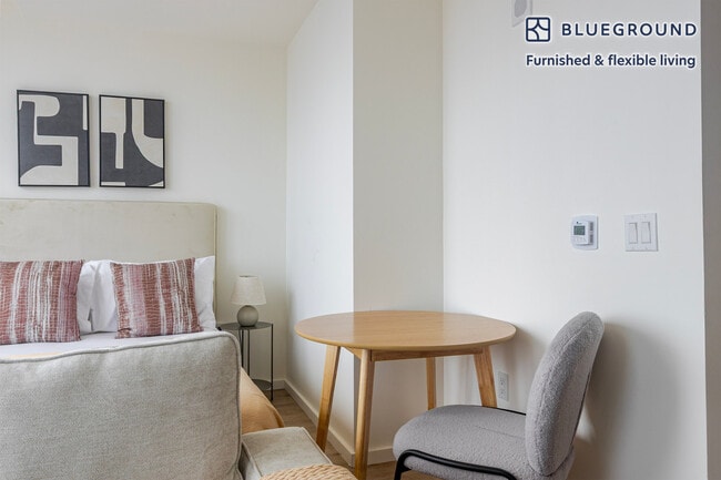 Building Photo - 545 Vanderbilt Ave