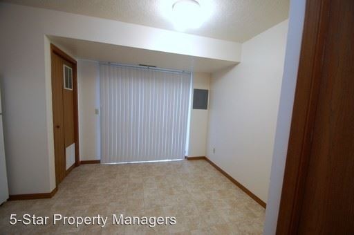 Foto del edificio - 206 S Silverwood Ln
