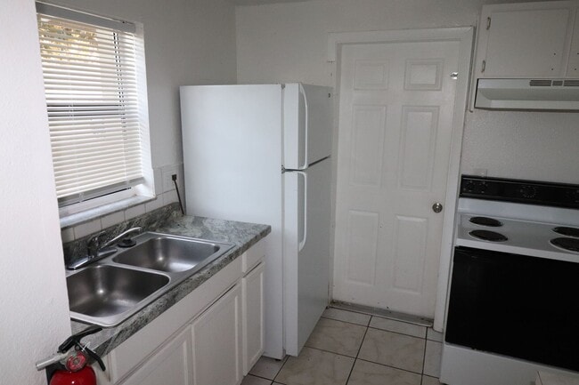 Photo - 727 Lucaya Dr Apartment