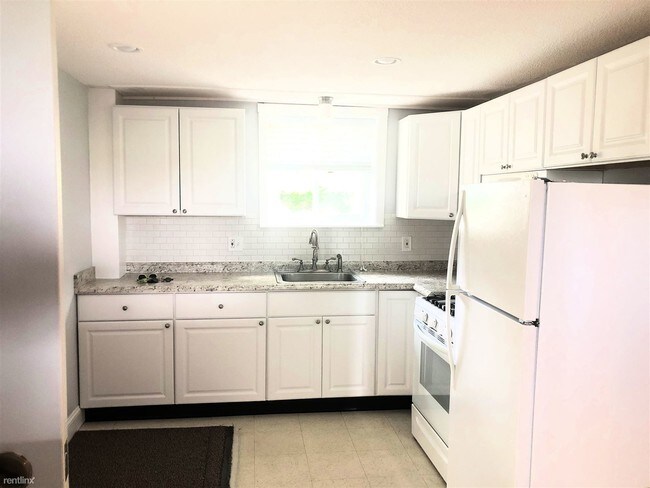 Building Photo - 36 Curlew Rd