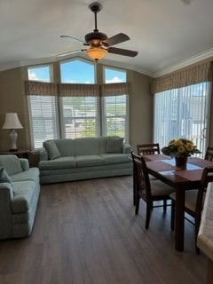 Building Photo - Lovely 1 Bedroom Park Model Home with Boat Dock on Chain of Lakes $1500.00. No Pets.