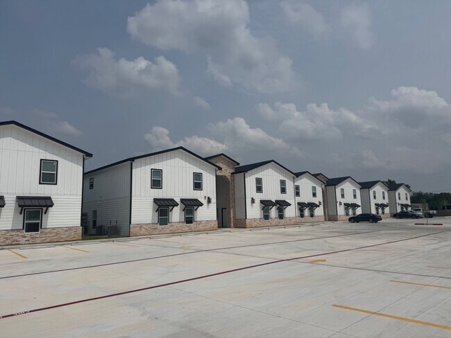 Foto del edificio - 800 Ragland Street