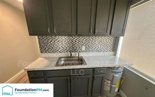 Foto del edificio - 871 N Bingham St