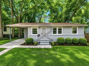 Building Photo - 225 Glenrose Cir SW