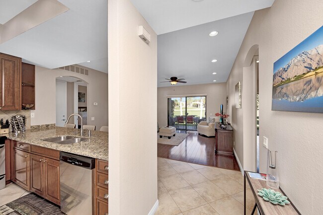 Building Photo - 67320 Cumbres Ct