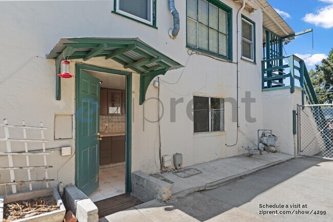 Building Photo - 588 Vasona Ave