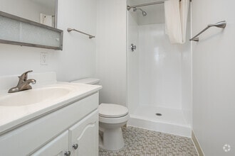 2BR, 2BA - 1,300SF - Arrive Westborough