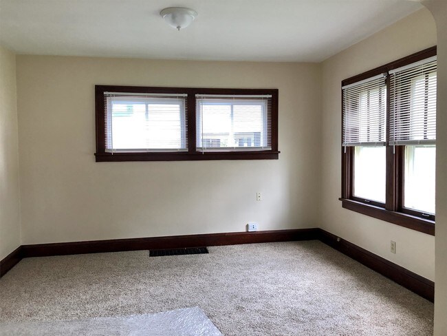 Foto del edificio - 908 S Hawkins Ave