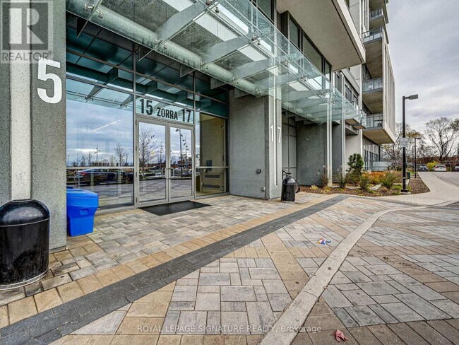 Building Photo - 17 Zorra St