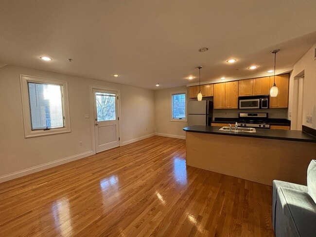 Foto del edificio - 1110 Massachusetts Ave