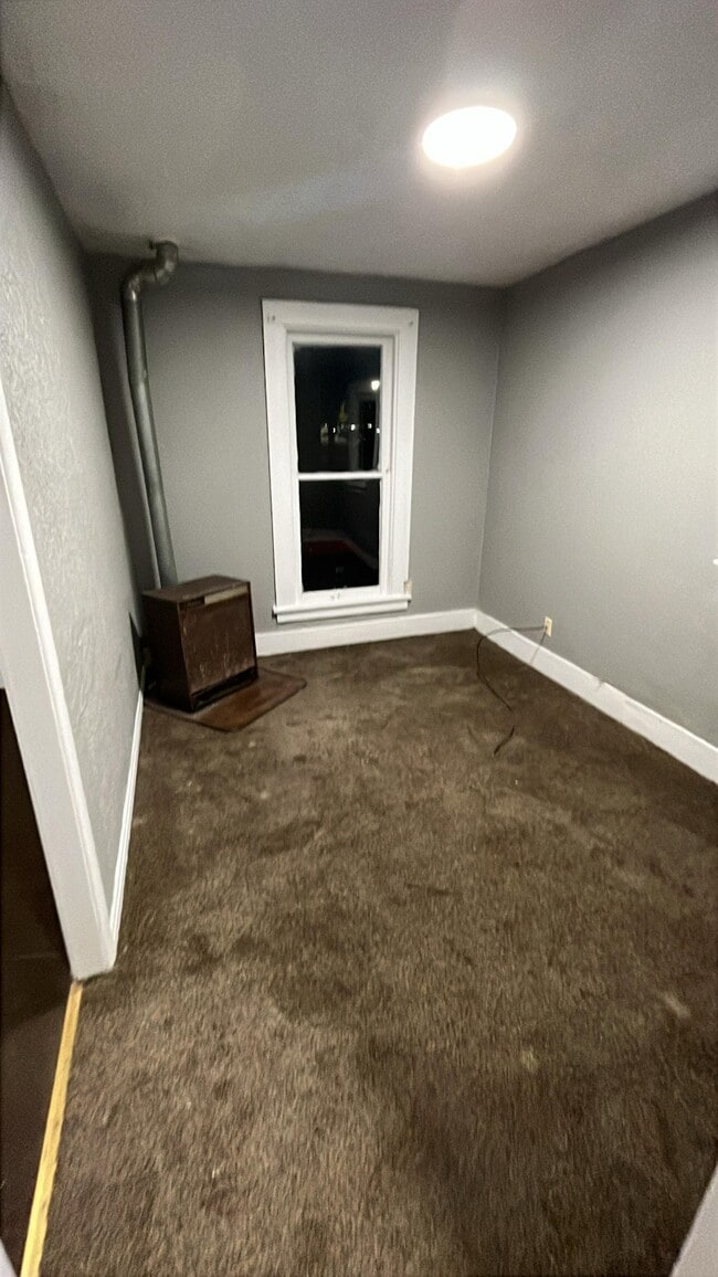 Building Photo - 436 Wood St