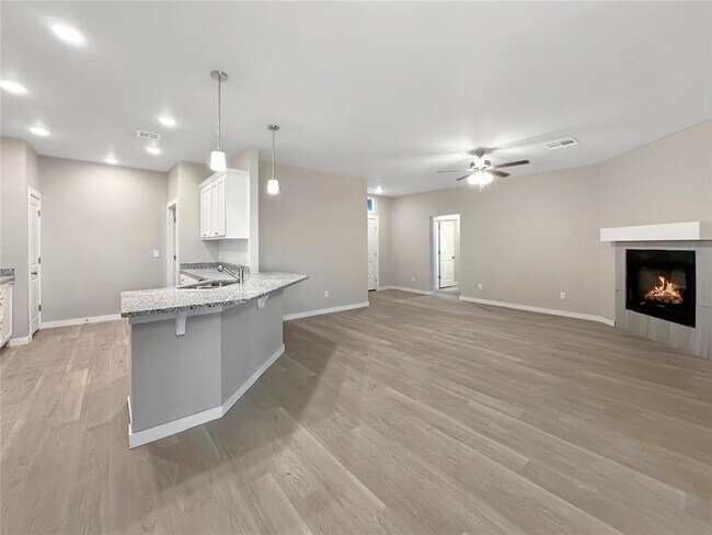 Building Photo - 8325 NW 163rd Ter