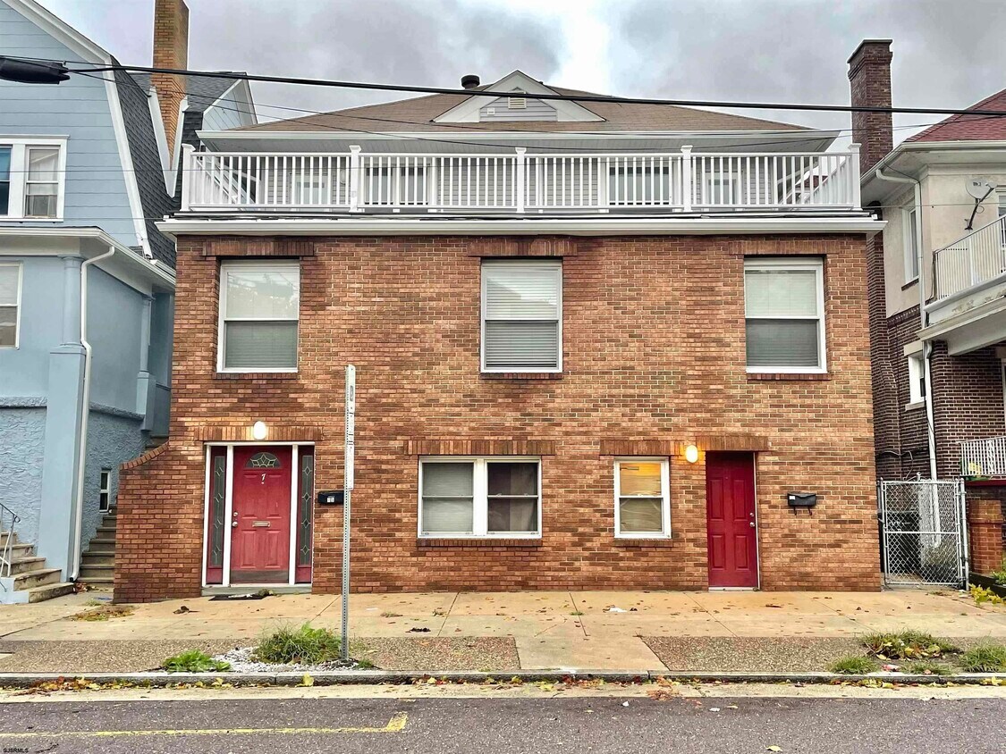 7 S Laclede Pl Unit 2, Atlantic City, NJ 08401 Room for Rent in