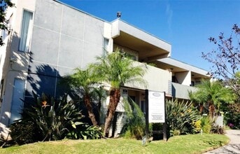 Building Photo - 8371 Northgate Ave