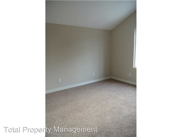 Building Photo - 5721 Greycourt Ave