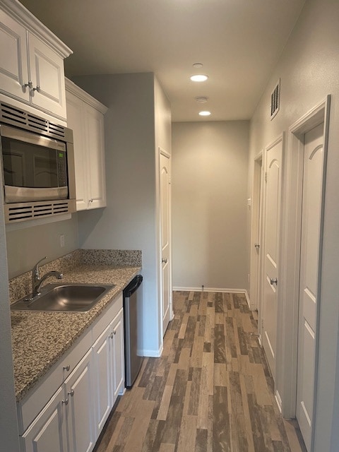 Building Photo - 34882 Kingsnake Ave