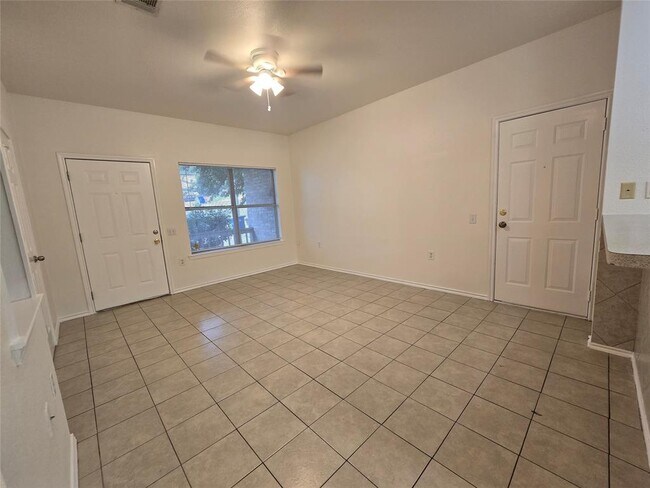 Foto del edificio - 5404 Garden View Cove