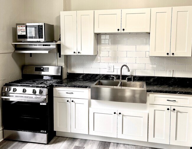 Building Photo - 1014 Bucknell Ave Building Photo - 1014 Bucknell Ave