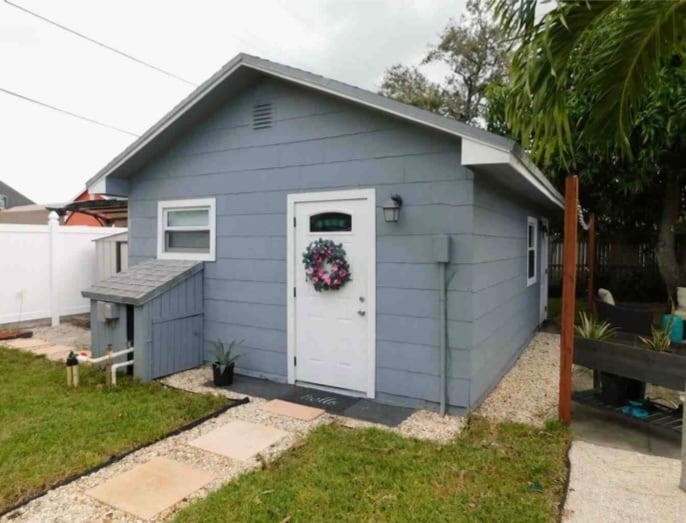 Front entrance - 520 20th Ave N (Lake Worth, FL)