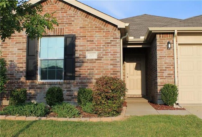 Building Photo - Spacious Updated Home in Spring Meadows Near Vernon Elementary with Tankless Water Heater and Com...